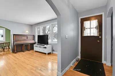 Single Family Home for Rent– 1538 Old Montreal Road, Ottawa, On, View more