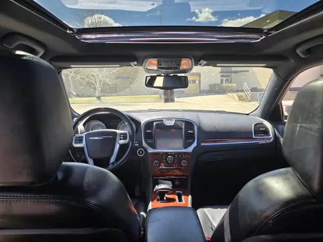 2014 CHRYSLER 300523046096439224328