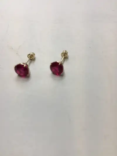 10k Yellow Gold Tourmaline Stud Earrings – SE-15 – Estate Sale, View more