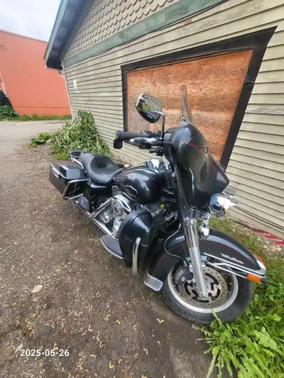 OBO willing to look at trades. For sale is my used 2008 Harley-Davidson Ultra Classic Electra glide....