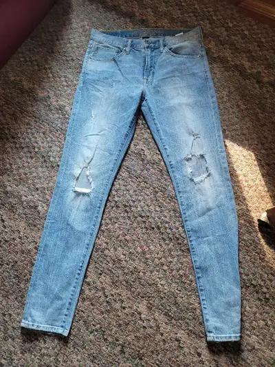In excellent like new condition