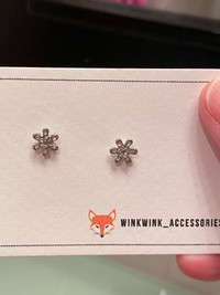 Cute sparkly earring studs
