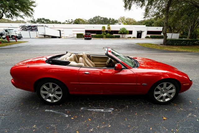 1999 Jaguar XK8 Rust Free From Florida in Classic Cars in Stratford - Image 4