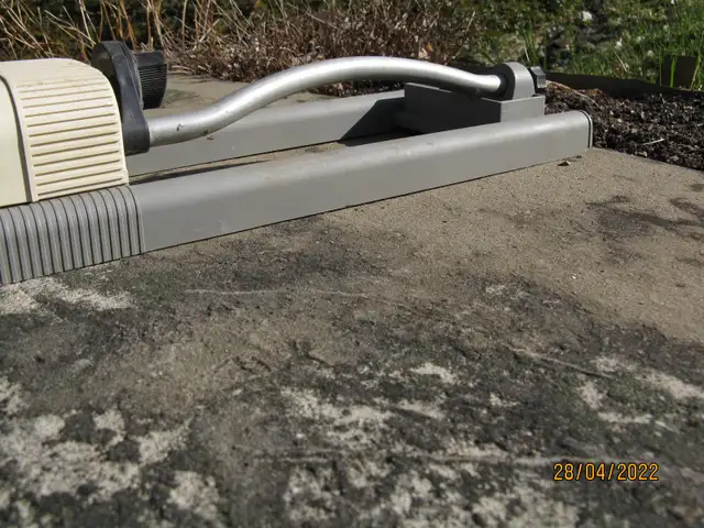 Arrosoir a Pelouse in Plants, Fertilizer & Soil in Granby - Image 4