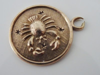 14K GOLD charm CRAB zodiac VINTAGE 1970s Cancer PENDANT medallio