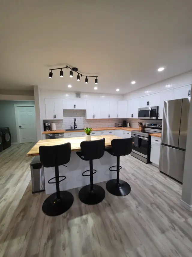 Home Renovations & Carpentry | Decks, Framing, Drywall & More in Renovations, General Contracting & Handyman in City of Halifax - Image 11