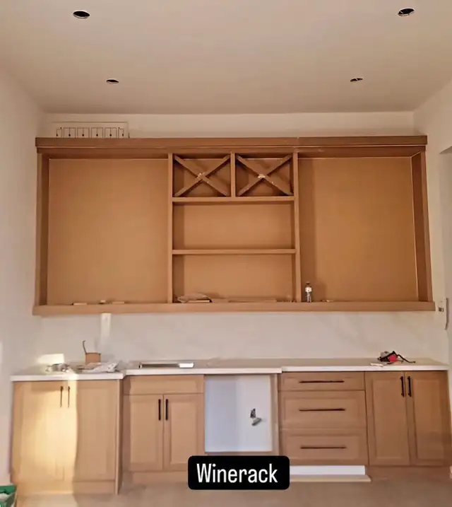 Finish Carpentry403929188826490883