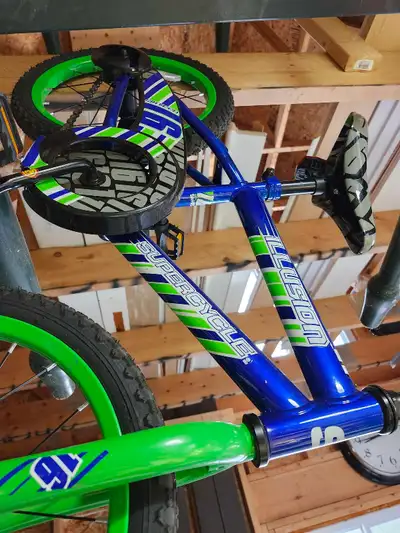Supercycle Lucion 16 inch Bike, View more