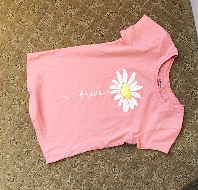 T-shirt Daisies Printed Short Sleeve Tee Tops Pink Sz 7-8 in Kids & Youth in City of Toronto