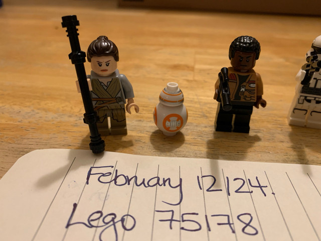 Lego Star Wars minifigures  in Arts & Collectibles in Oshawa / Durham Region - Image 4