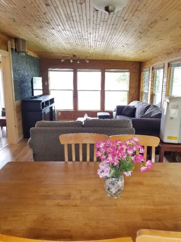 Caddy Lake Cabin Rental for 2026! in Manitoba in Canada - Image 10