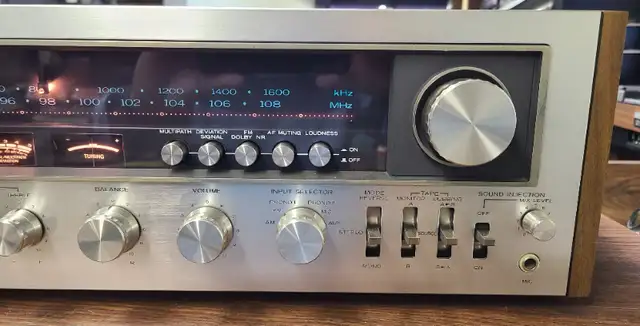 KENWOOD KR-9400 VINTAGE STEREO RECEIVER in Stereo Systems & Home Theatre in City of Toronto - Image 4