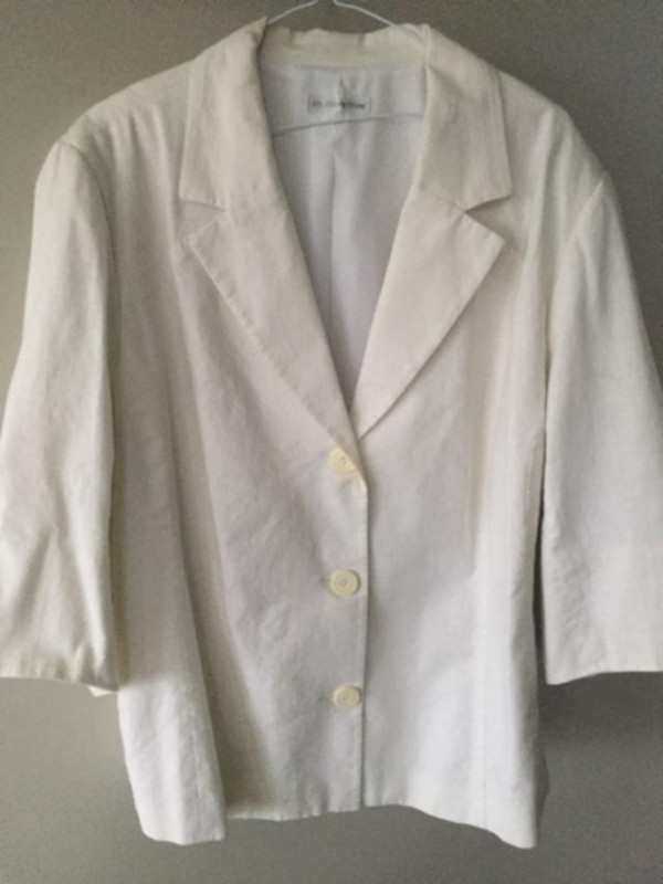Woman Jackets pink & white size 16, blue size L, $9.99 each in Women's - Tops & Outerwear in Markham / York Region - Image 2