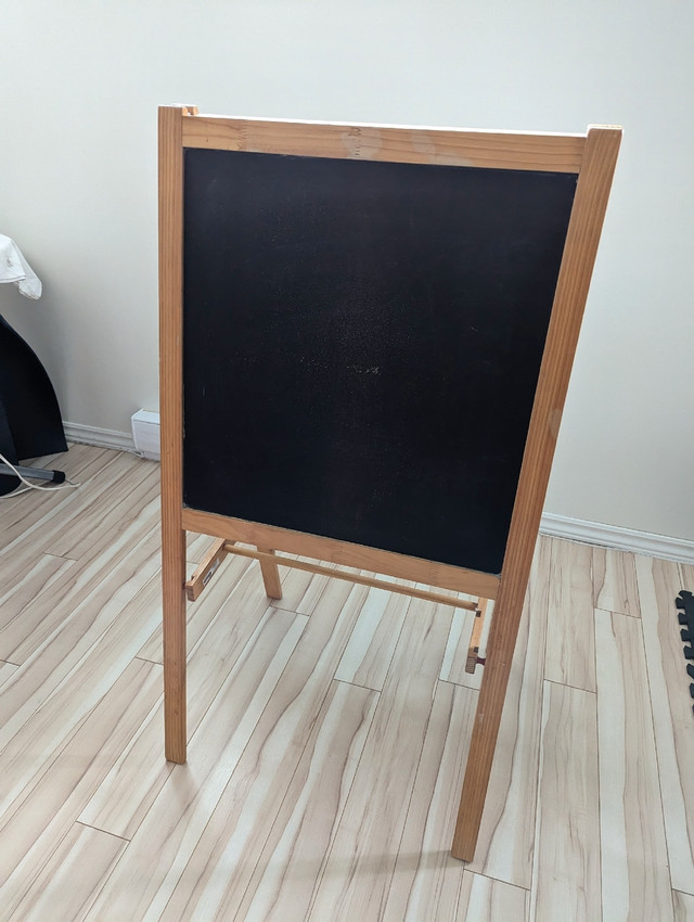 Drawing board for kids dans Jouets et jeux  à Ouest de l’Île