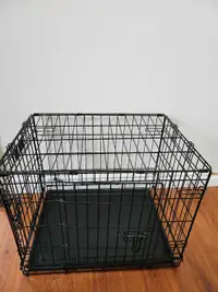Black metal Dog Crate