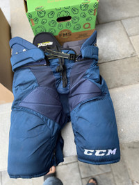 CCM hockey pants   Super tacks. 
