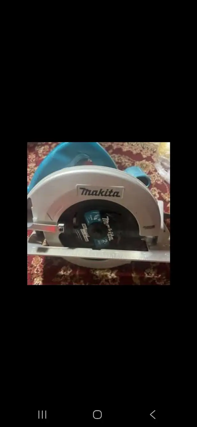 Makita reciprocating saw battery and saw in Power Tools in City of Toronto - Image 3