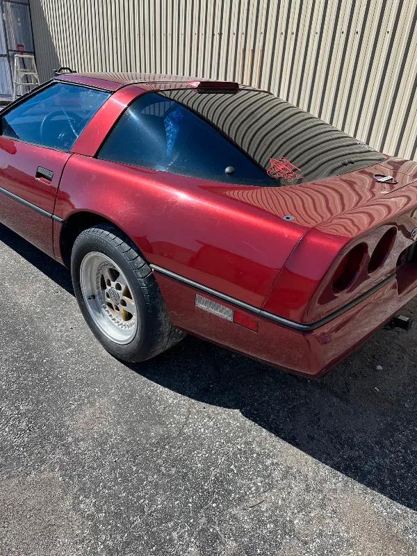 Classic 1987 Corvette in Pristine Condition - A Collector's Drea