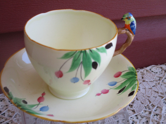 Rare--Royal Grafton Fancy Bird Handle Cup & Saucer in Arts & Collectibles in New Glasgow - Image 2
