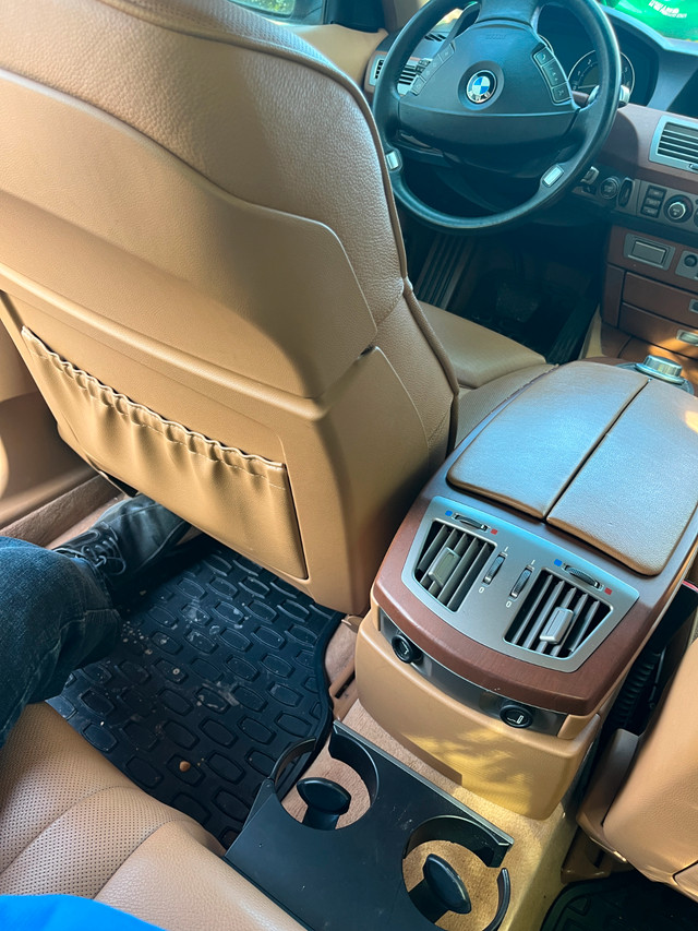 BMW 7 Series 750i for sale low milage no accident clean title in Cars & Trucks in Mississauga / Peel Region - Image 3