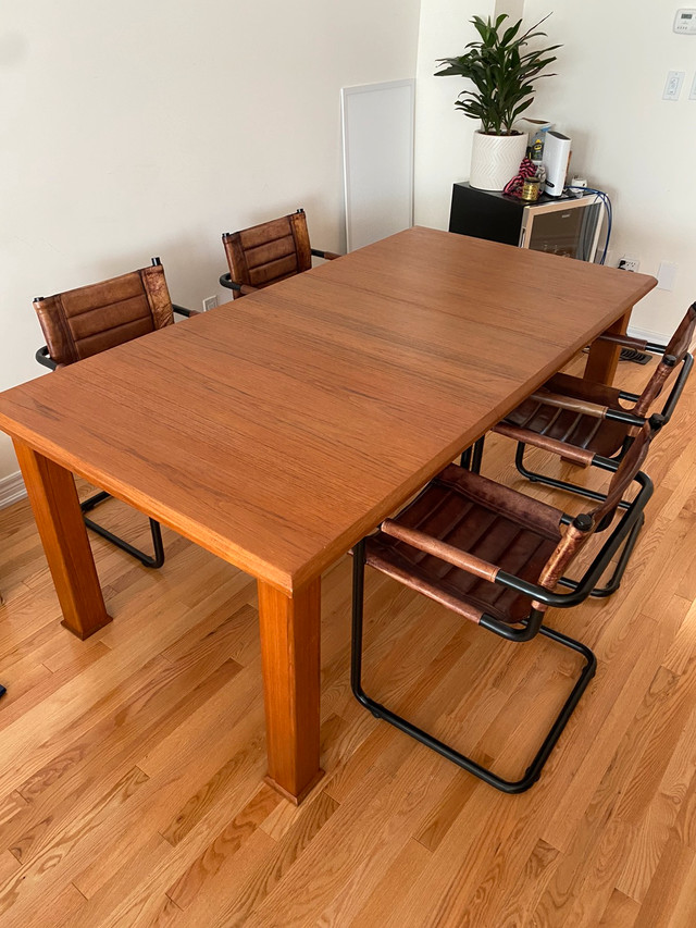 Teak mcm dining set Dining Tables & Sets Markham / York Region Kijiji