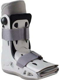 Aircast Walking Brace Boot Short. Size Extra Small / Tres Petit