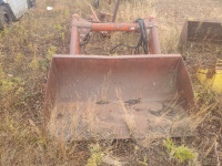 Tractor front end loader with 5 ft bucket