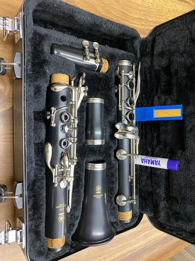 Yamaha Clarinet. Model #255 Absolute MINT condition.Newest model in Woodwind in Saskatoon - Image 2