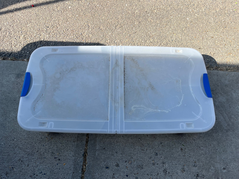 Storage bin Free Stuff Calgary Kijiji