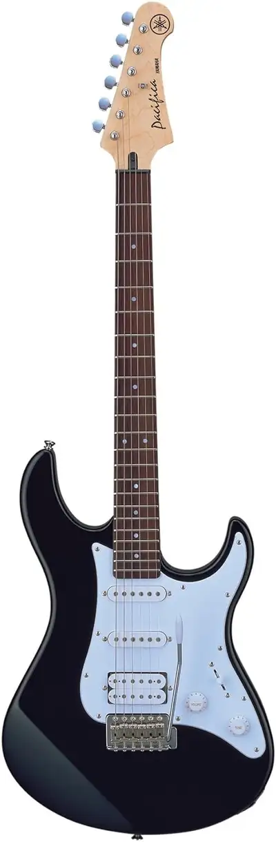 Items Included Yamaha Gigmaker Electric Guitar , 15-watt Yamaha Amp, Picks ,Straps, Strings, Tuner ,...