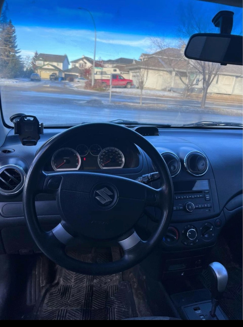 Suzuki car Cars & Trucks Calgary Kijiji