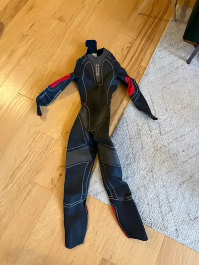 FREE - XS Huub Triathlon Wetsuit, View more