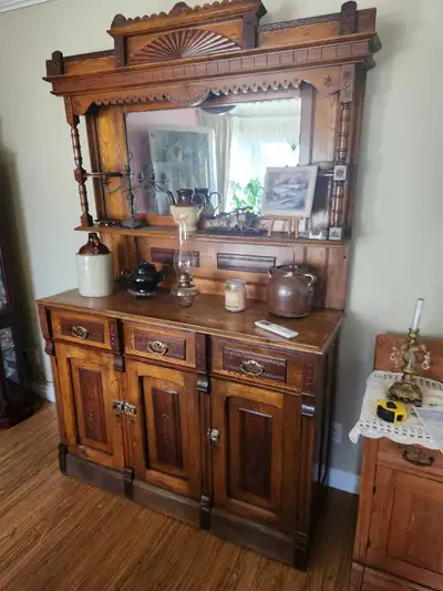 Buffet antique, View more