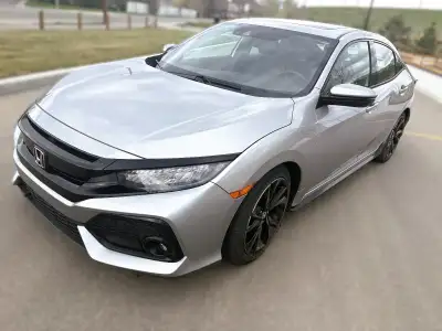 Top Trim & Single family Owner I am selling my 2018 Honda Civic Hatchback Sport Touring. I bought th...