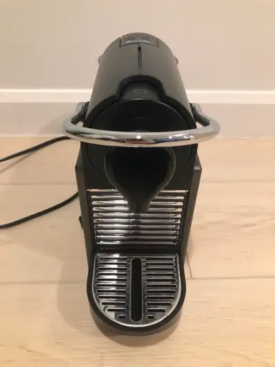 Nespresso Pixie Espresso Breville Machine, View more