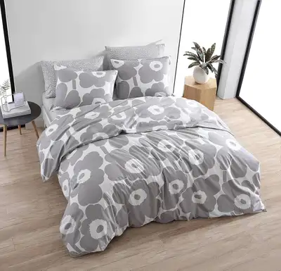Housse de couette queen Marimeko, View more