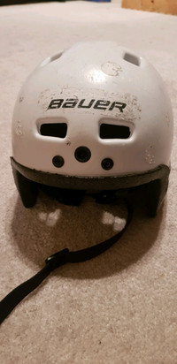 Bauer Youth Hockey Helmet TH20
