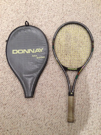 Tennis Racket (Donnay MX-2500) & 35 Tennis Balls