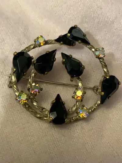 Vintage Brooch, View more