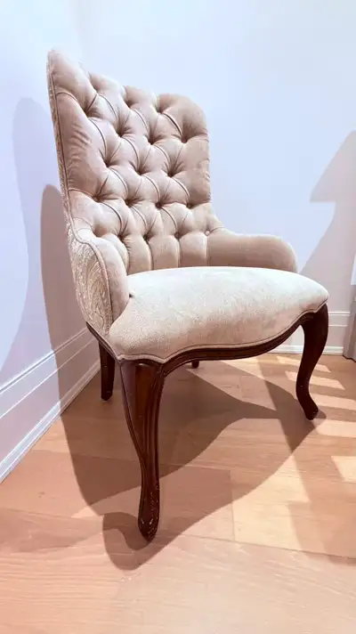 Elegant Tufted Accent Chair – Solid Wood Legs, View more