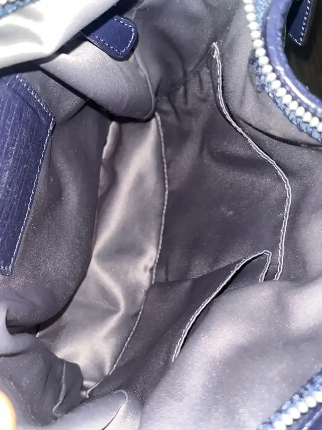 Coach Vintage Navy blue Shoulder and crossbody Bag in Women's - Bags & Wallets in Mississauga / Peel Region - Image 9