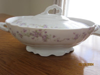 Covered Casserole Dish- PRICE REDUCED