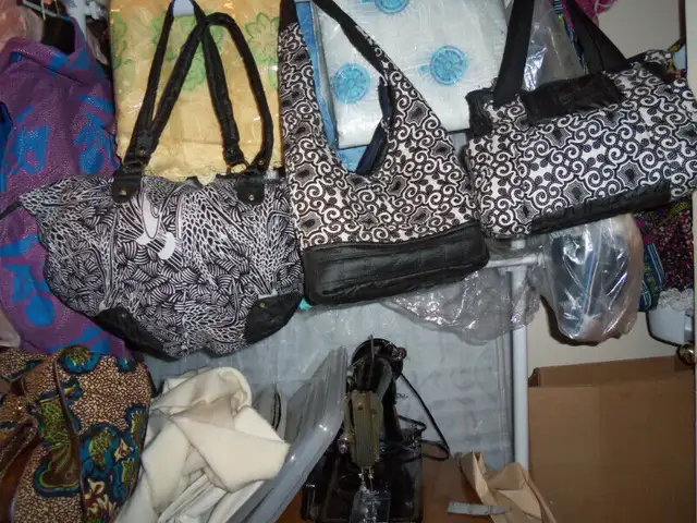 Bags For Sale in Wedding in City of Toronto - Image 6