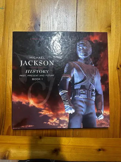 Micheal Jackson history book/records (collectors, rare find), View more