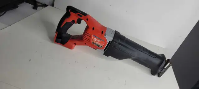 Milwaukee 2621-20 sawzall reciprocating saw  in Power Tools in Oakville / Halton Region - Image 7