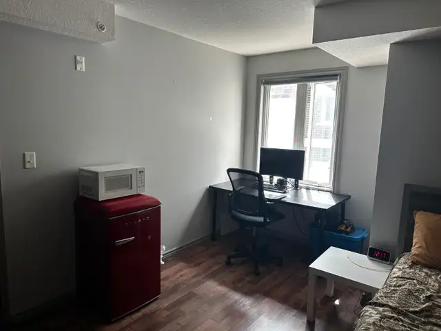 1 bedroom with ensuite -Fall 1 year lease or winter 2027 sublet in Room Rentals & Roommates in Kitchener / Waterloo - Image 8