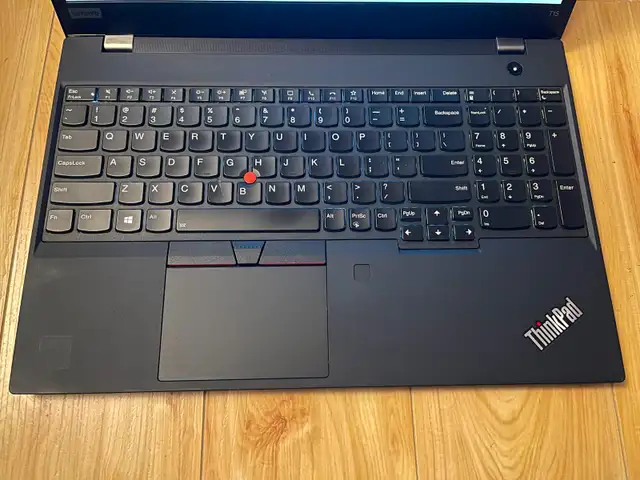 Lenovo ThinkPad P15s Gen1 i7 in Laptops in Markham / York Region - Image 5