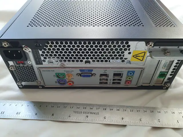 HP mini desktop in Desktop Computers in City of Toronto - Image 6