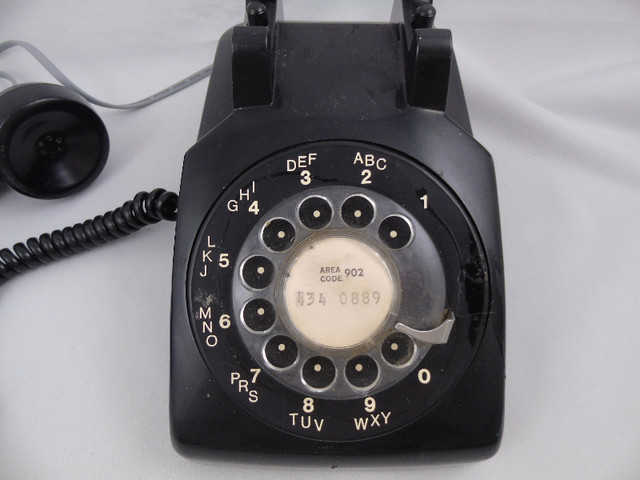 Vintage Rotary Dial Telephone Works date 1960 in Home Phones & Answering Machines in City of Halifax - Image 3