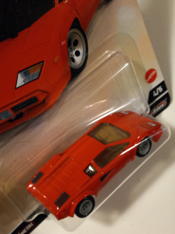 Hot Wheels Car Culture Jay Leno's Garage Lamborghini Countach LP in Toys & Games in Trenton - Image 2